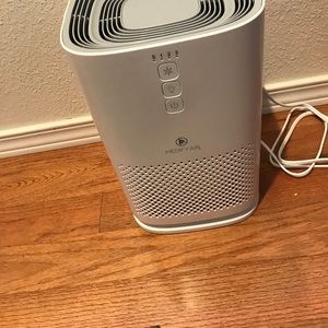 Meet your Posher, Lorraine